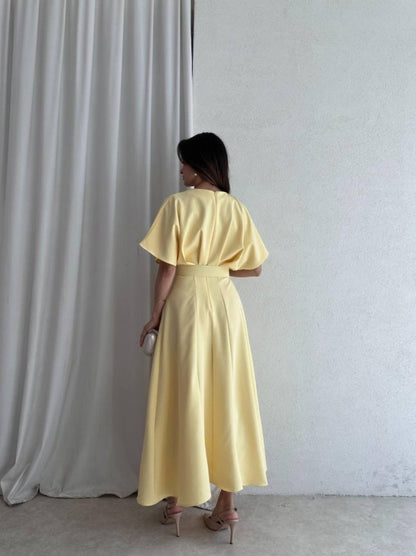 فستان نص كم مع حزام ✨