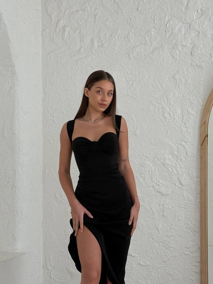 فستان لايكرا مع فتحة✨