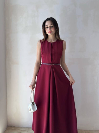 فستان مع حزام ✨