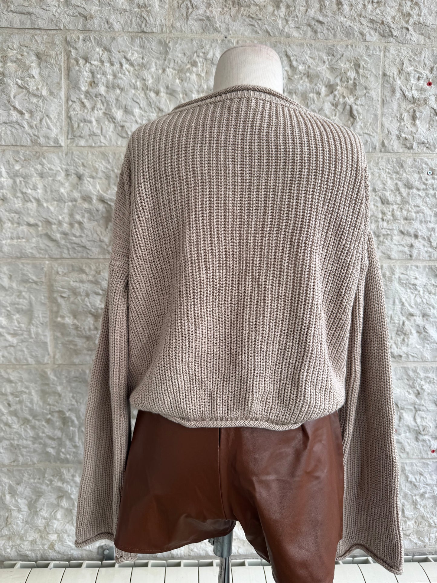 بلوزة صوف اوفر سايز